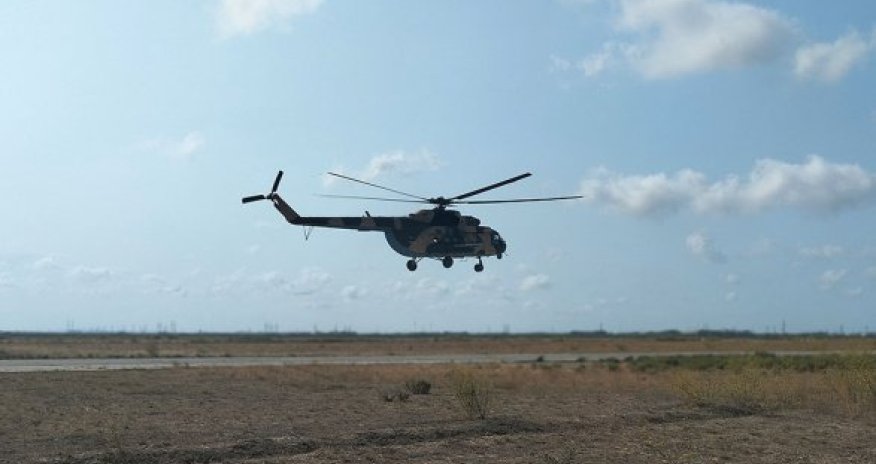 Azərbaycan hərbi vertolyotları göyə qaldırıb