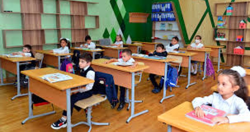В первые классы было принято более 127 тысяча детей
