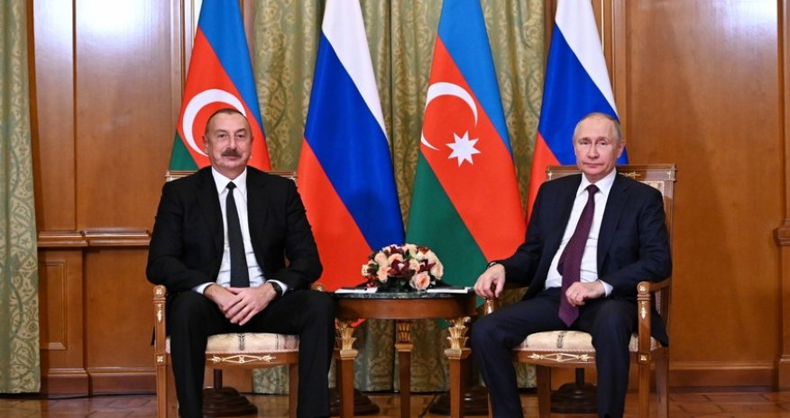 Rusiya və Azərbaycan prezidentləri arasında geniştərkibli görüş tamamlanıb
