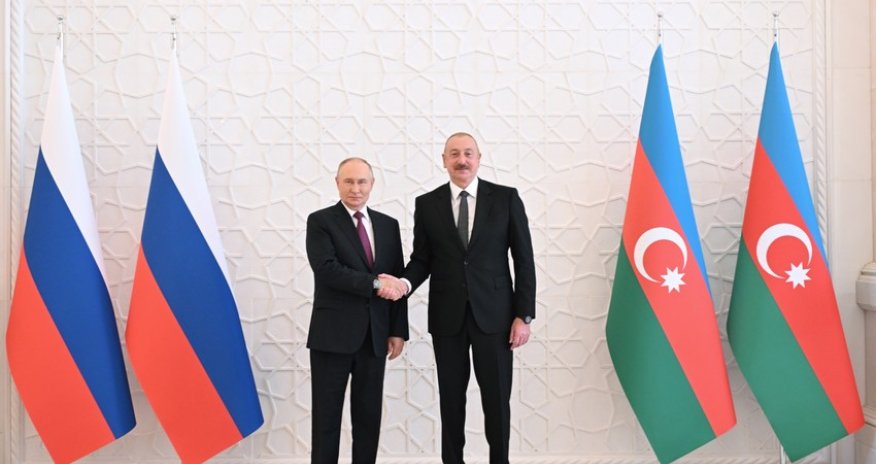 Əliyev və Putin arasında 6 sənəd imzalanıb