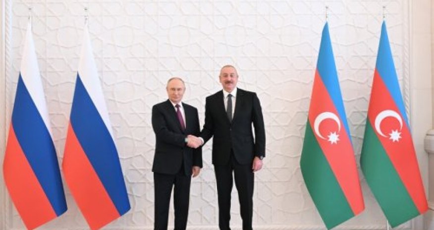 Путин  подтвердил готовность России содействовать заключению мирного договора