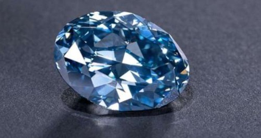 Dünyanın ikinci ən böyük almazı tapılıb