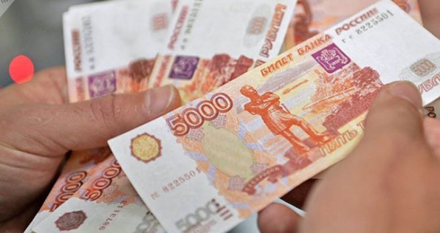 Türkiyə bankı rublla əməliyyatları dayandırıb