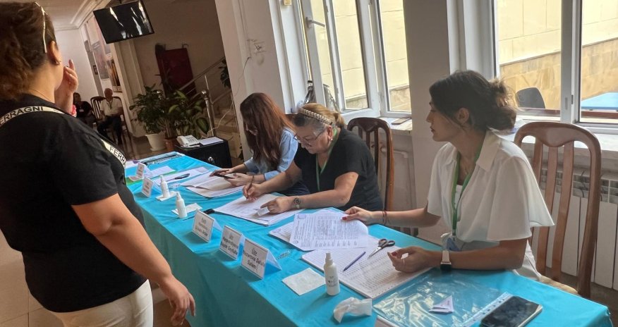 Müsavat Partiyası parlamentə  yeni seçkilər keçirməyi tələb edir