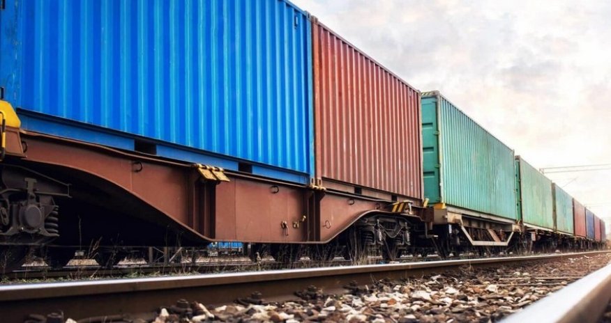 Azerbaijan considers launching Astara-Baku-Astrakhan container train