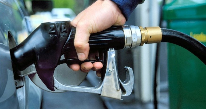 Azerbaijanis' fuel expenses rise by over 7%