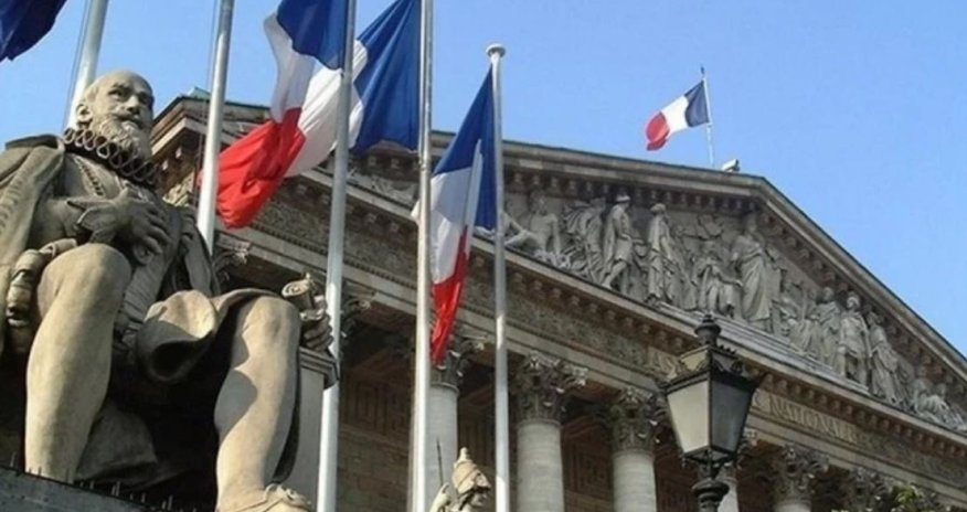 Paris Azərbaycanda Fransa vətəndaşının barəsində çıxarılan hökmü pisləyib