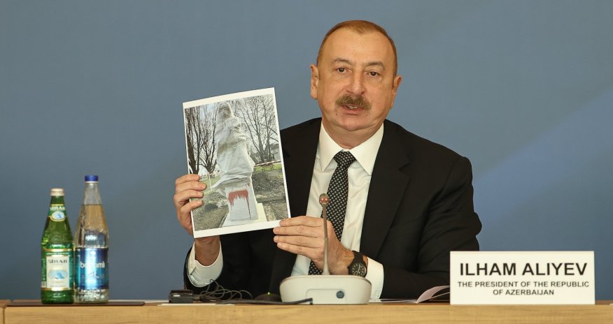 Президент принял участие в открытии завода  в Агдаме