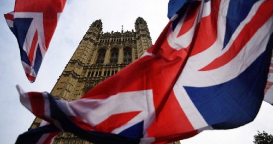 Böyük Britaniyanın dövlət borcu 1960-cı illərdən bəri ən yüksək səviyyəyə çatır