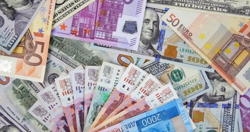 Avro və rubl manat qarşısında ucuzlaşıb