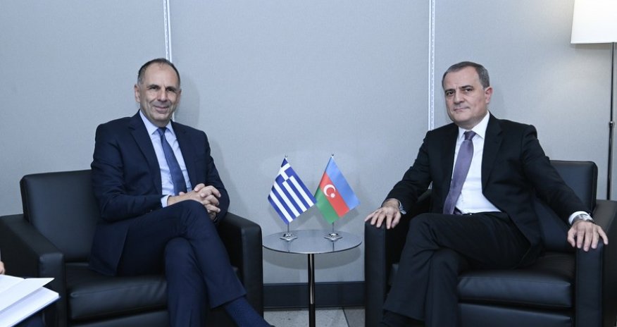 Ceyhun Bayramov yunanıstanlı və maltalı həmkarları ilə görüşüb