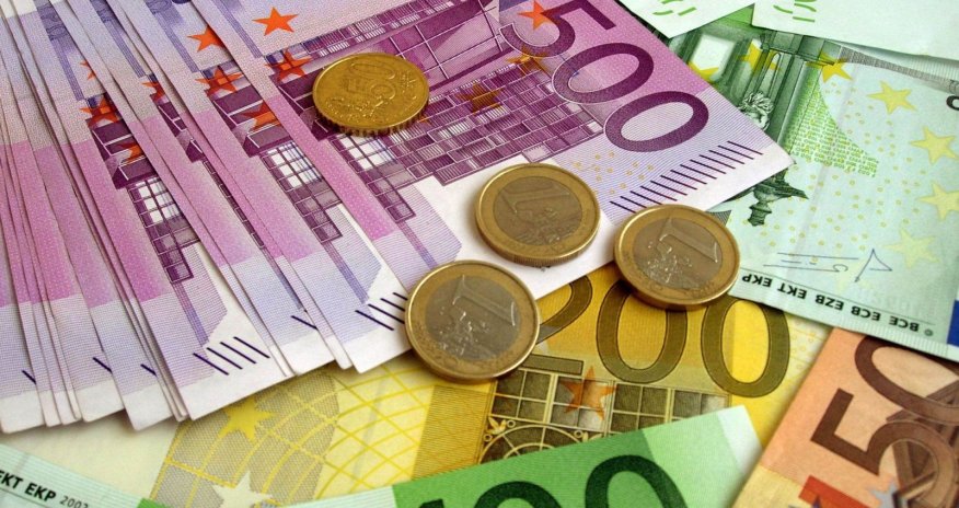 Günün valyutası açıqlanıb