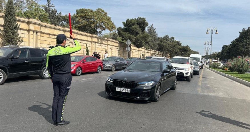 Şəhidlərin xatirəsi 1 dəqiqəlik sükutla yad edilib  - Yenilənir 