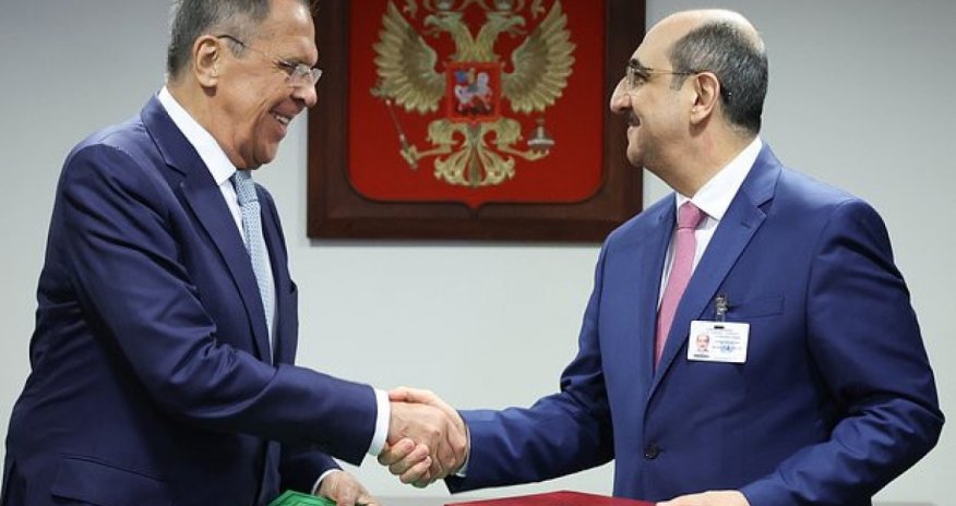 Lavrov suriyalı həmkarı ilə regiondakı vəziyyəti müzakirə edib