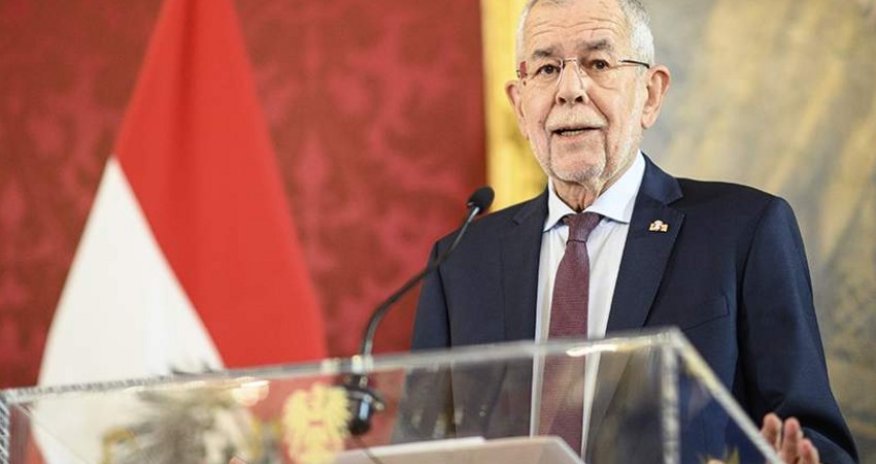 Президент Австрии анонсировал отставку правительства на следующей неделе