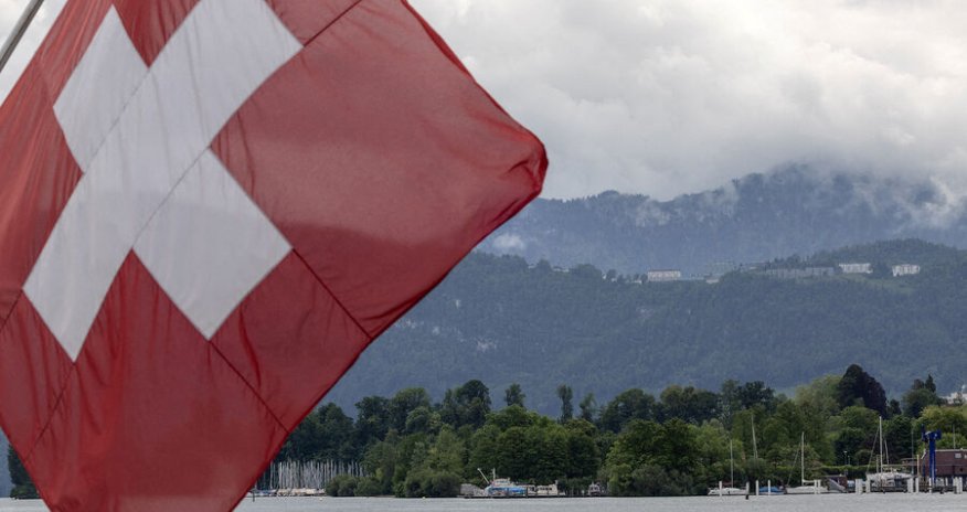 İsveçrə öz vətəndaşlarını İranı tərk etməyə çağırıb