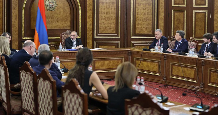 Paşinyan Aİ missiyasının fəaliyyətini yüksək qiymətləndirib