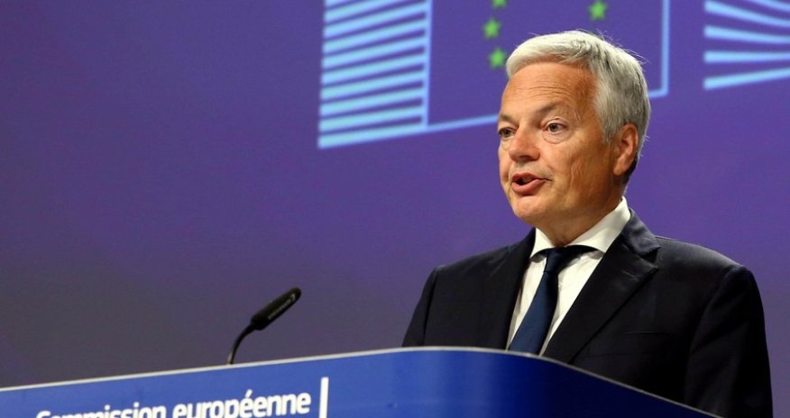 EU lawmakers clear up to 35B euro loan for Ukraine, using Russian assets