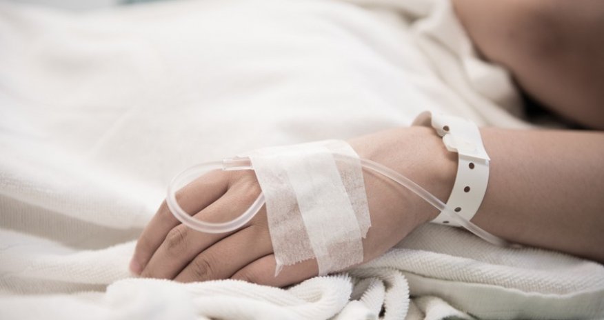 В Баку автомобиль сбил 23-летнюю девушку