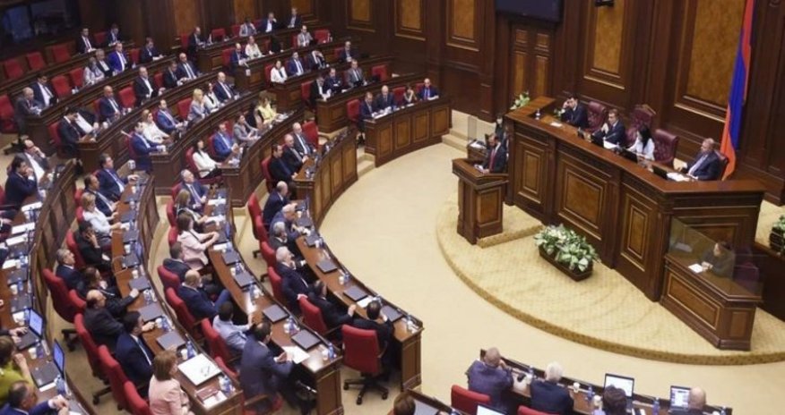 Парламент Армении одобрил регламент работы комиссий по делимитации