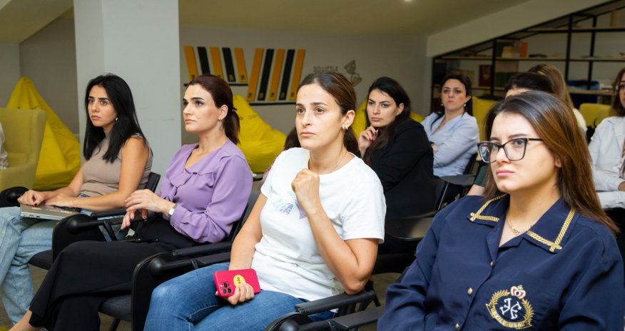 Yelo Bank əməkdaşları üçün önəmli sağlamlıq təlimi təşkil edib