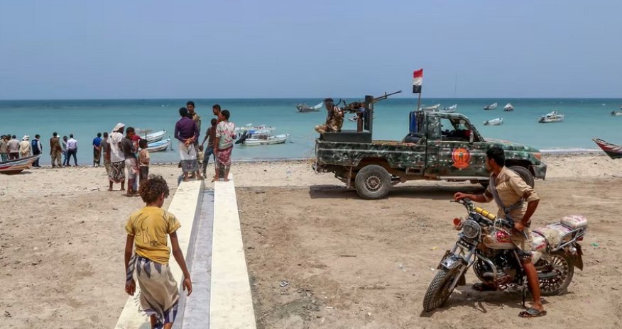 Russia provided Houthis with tracking data to target ships in Red Sea — report