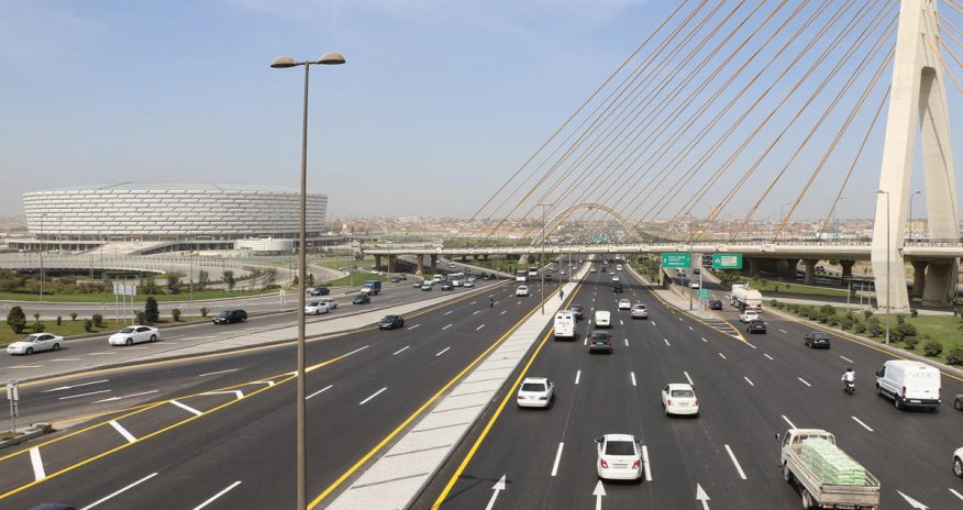 Bu gecə Bakıda bəzi yollarda hərəkət istiqaməti dəyişdiriləcək