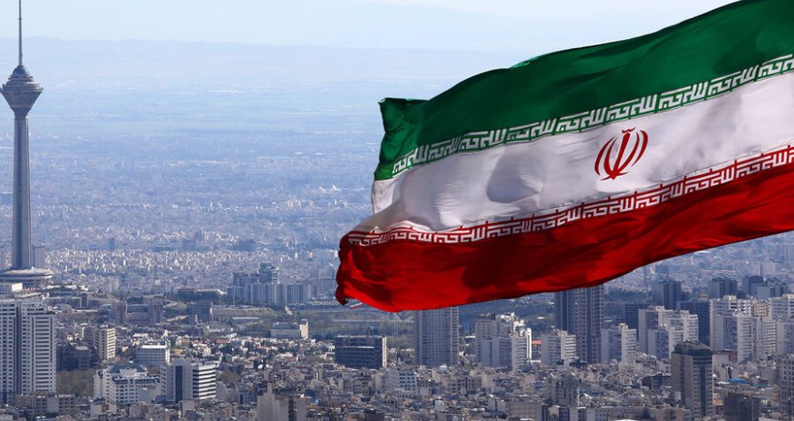 İranın iki əyalətində matəm elan edilib