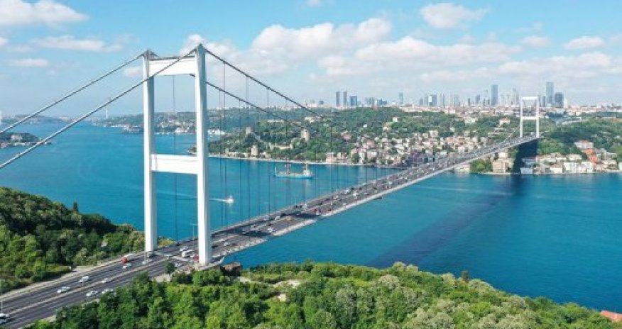 Boğaziçi boğazında gəmilərin hərəkəti dayandırılıb