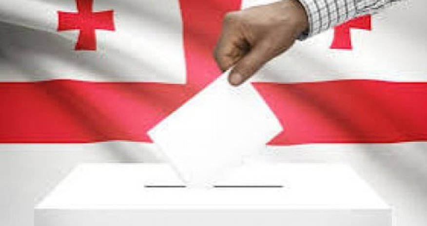 Gürcüstanda prezidentin və müxalifətin dövlət çevrilişinə hazır olduqları elan edilib