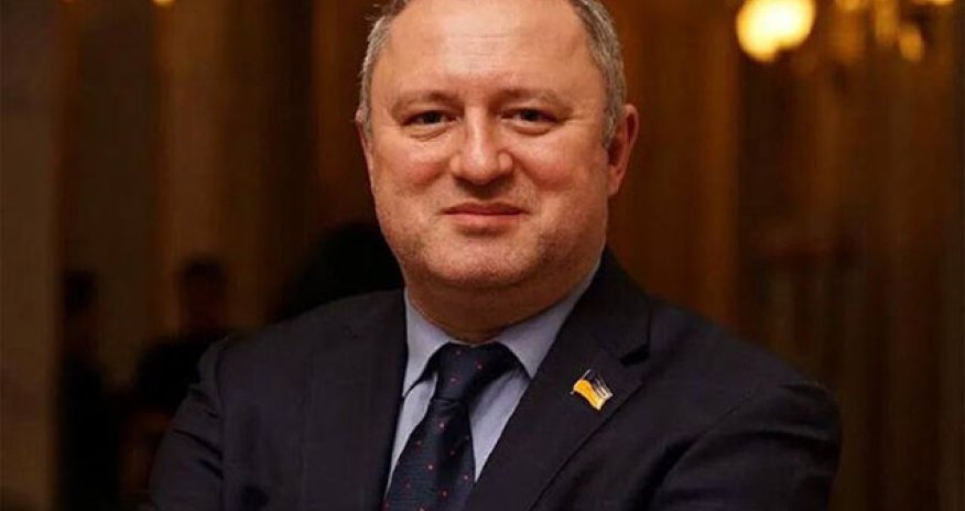 Ukraynanın baş prokuroru vəzifəsindən azad edilib