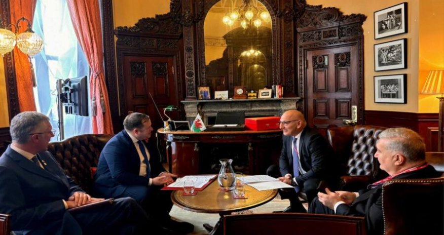 Elçin Əmirbəyov Böyük Britaniyanın milli təhlükəsizlik üzrə müşaviri ilə görüşüb