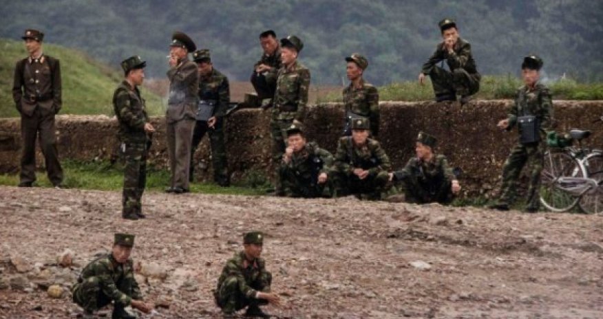 KXDR əsgərləri Ukrayna Sərhədi Yaxınlığında yerləşdirilib