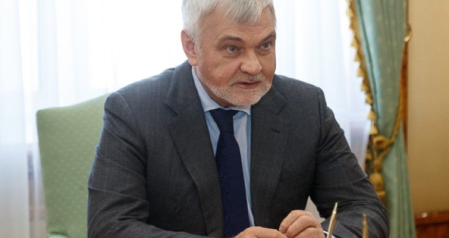 В России в отставку ушел третий губернатор за сутки