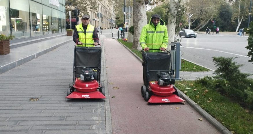 Bakıda küçə və parkları təmizləmək üçün yeni tozsoranlar gətirilib
