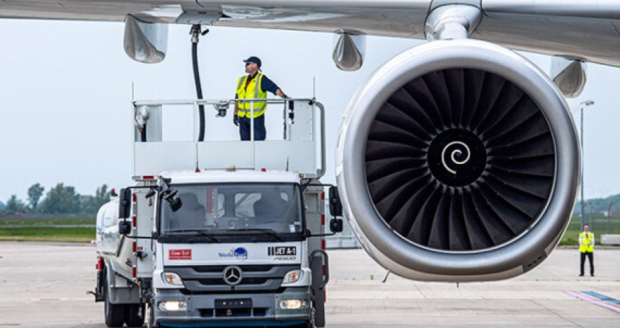 В Турции отказались заправлять российский самолет