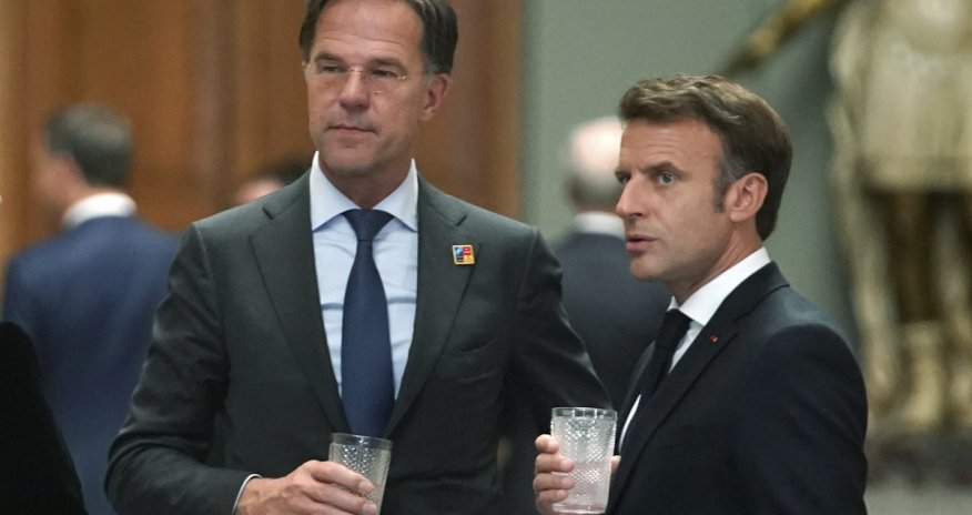 NATO-nun baş katibi Makronla görüşəcək