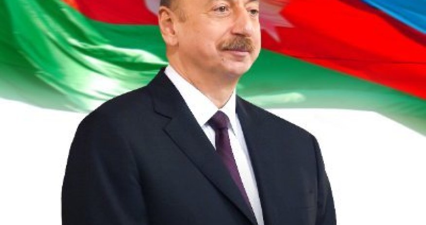Президент Ильхам Алиев поделился публикацией по случаю Дня Государственного флага