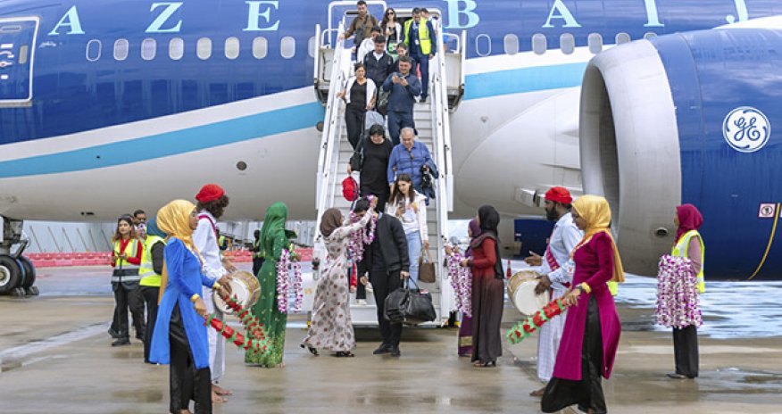 AZAL выполнил первый рейс из Баку на Мальдивские острова