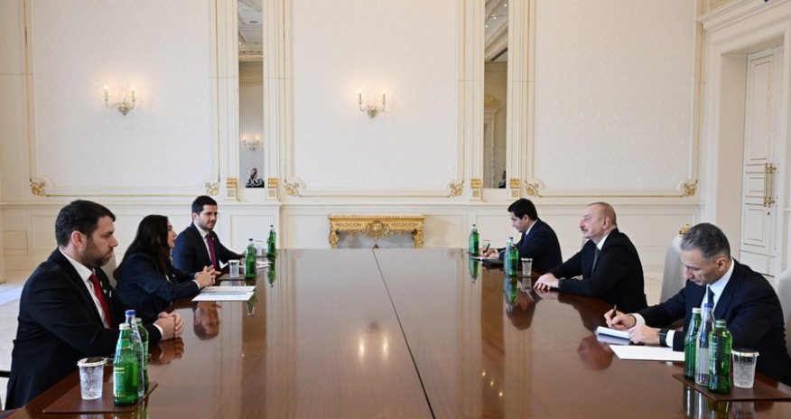 Əliyev İsrailin nəqliyyat və yol təhlükəsizliyi nazirini qəbul edib