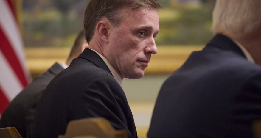 Biden, Trump national security advisers hold first meeting