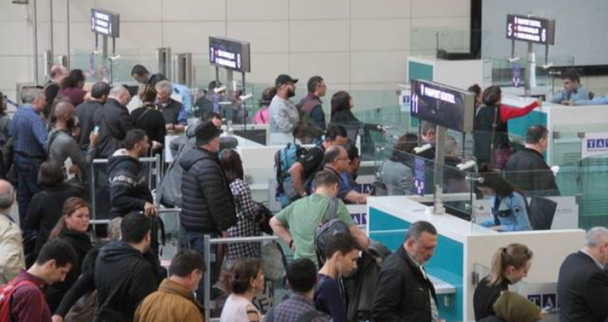 Türkiyənin hava limanlarında problem yaranıb