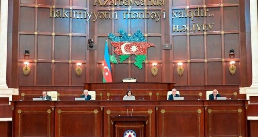 Elə danışırsız guya seçicilər ölkəyə qarşıdır - Spiker