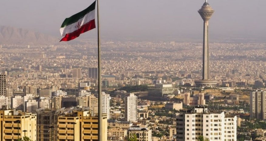 Tehran tərzini dəyişir
