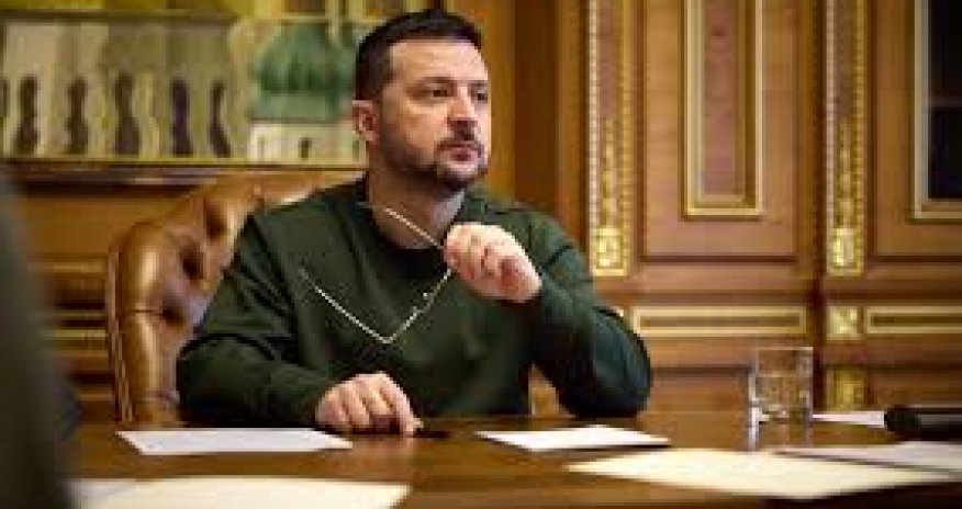 Zelenski Aleksandr Pavlyuku vəzifəsindən azad edib