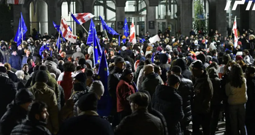 Gürcüstanda yenidən etiraz aksiyası keçirilir