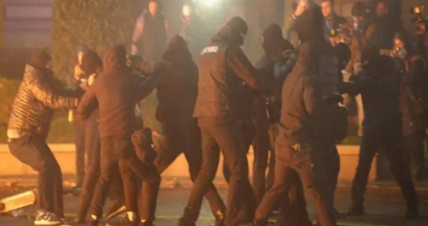 Tbilisidə etiraz aksiyaları zamanı 107 nəfər saxlanılıb