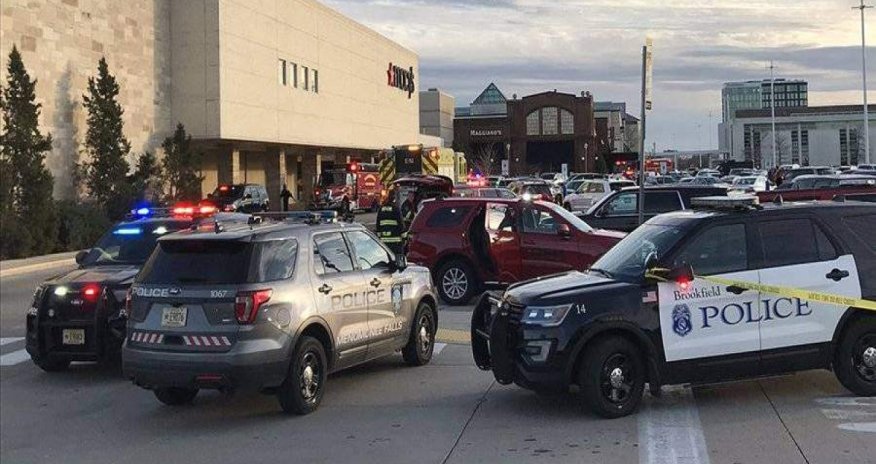 ABŞ-də ticarət mərkəzində atışma baş verib, yaralılar var