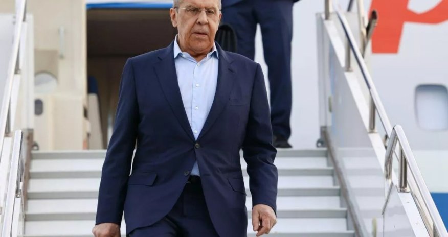 Lavrov Qətərə səfər edib