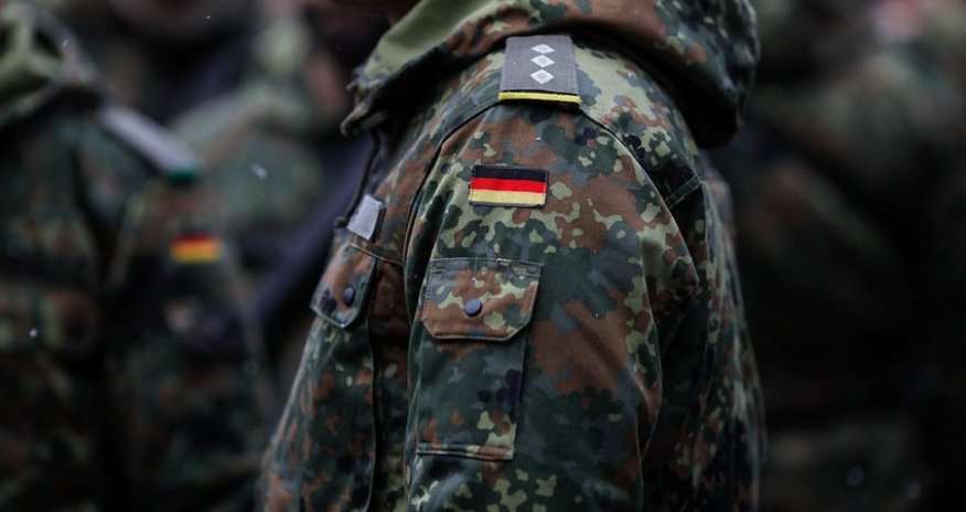 German Defense Minister doesn’t rule out sending peacekeepers to Ukraine
